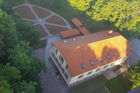 Viešoji įstaiga „Senjorų dvaras“