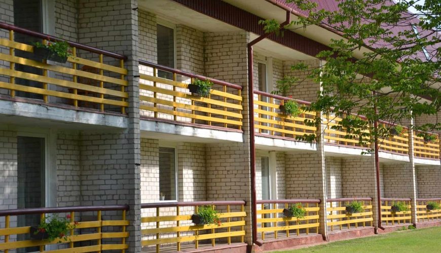 Vieta dviviečiame kambaryje Blinstrubiškių socialinės globos namuose