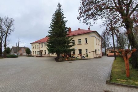 Liolių socialinės globos namai