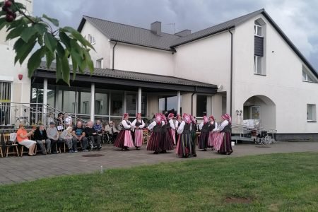 Rietavo parapijos senelių globos namai