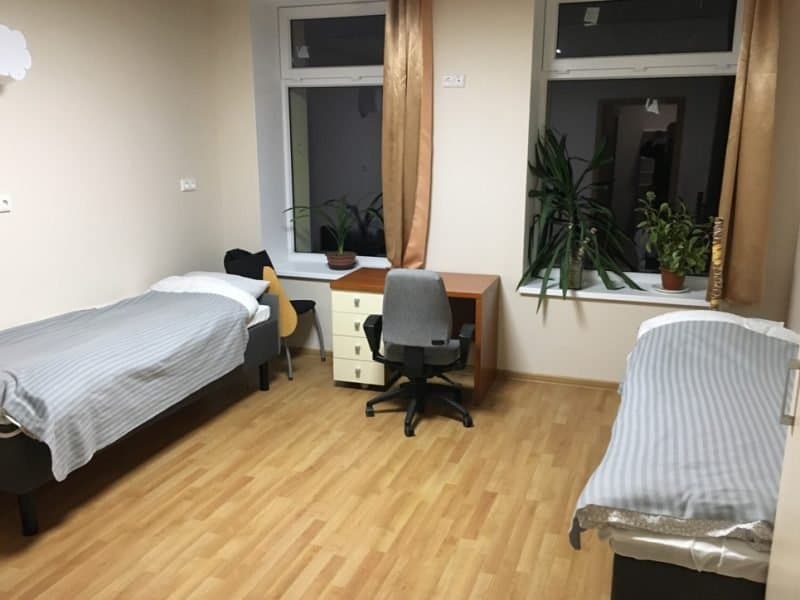 Vieta dviviečiame kambaryje Adutiškio senelių namuose