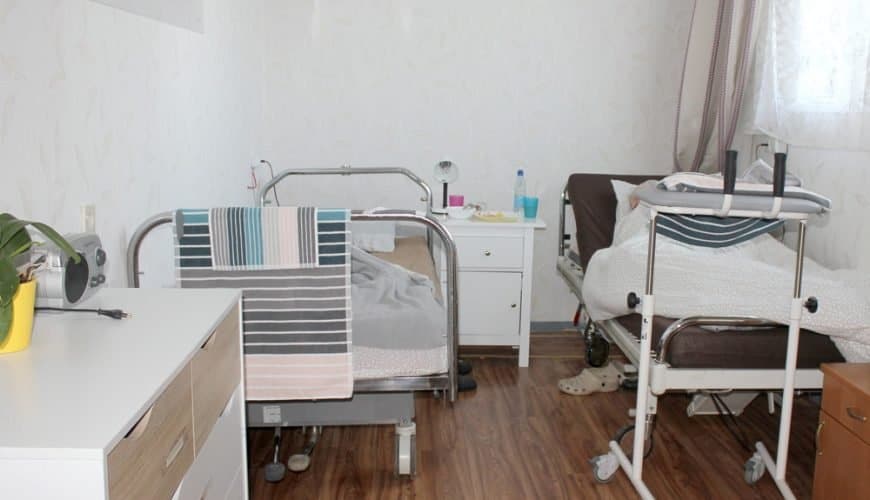 Vieta dviviečiame kambaryje Varputėnų senelių namuose